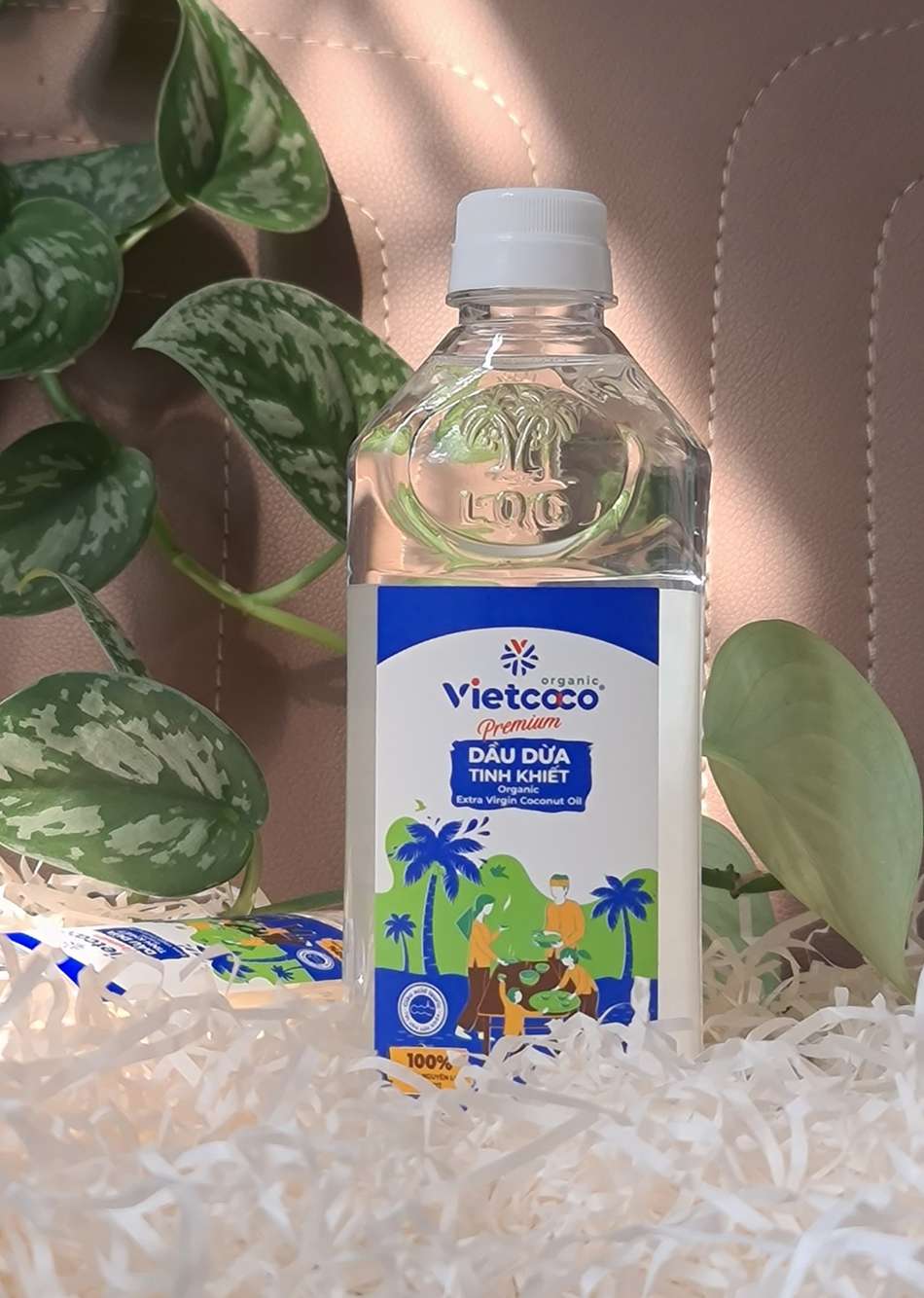 <p><strong>Vietcoco </strong>Dầu dừa tinh khiết Organic</p>